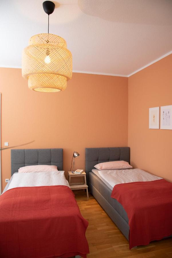 Kassberg Apartment Im Retro-Stil / Netflix & Wifi ケムニッツ エクステリア 写真