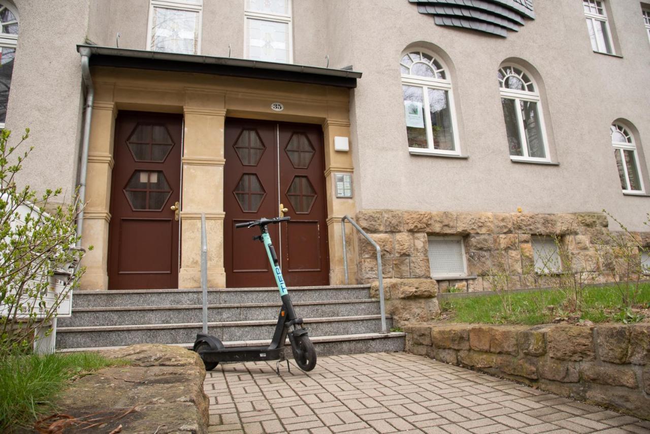 Kassberg Apartment Im Retro-Stil / Netflix & Wifi ケムニッツ エクステリア 写真